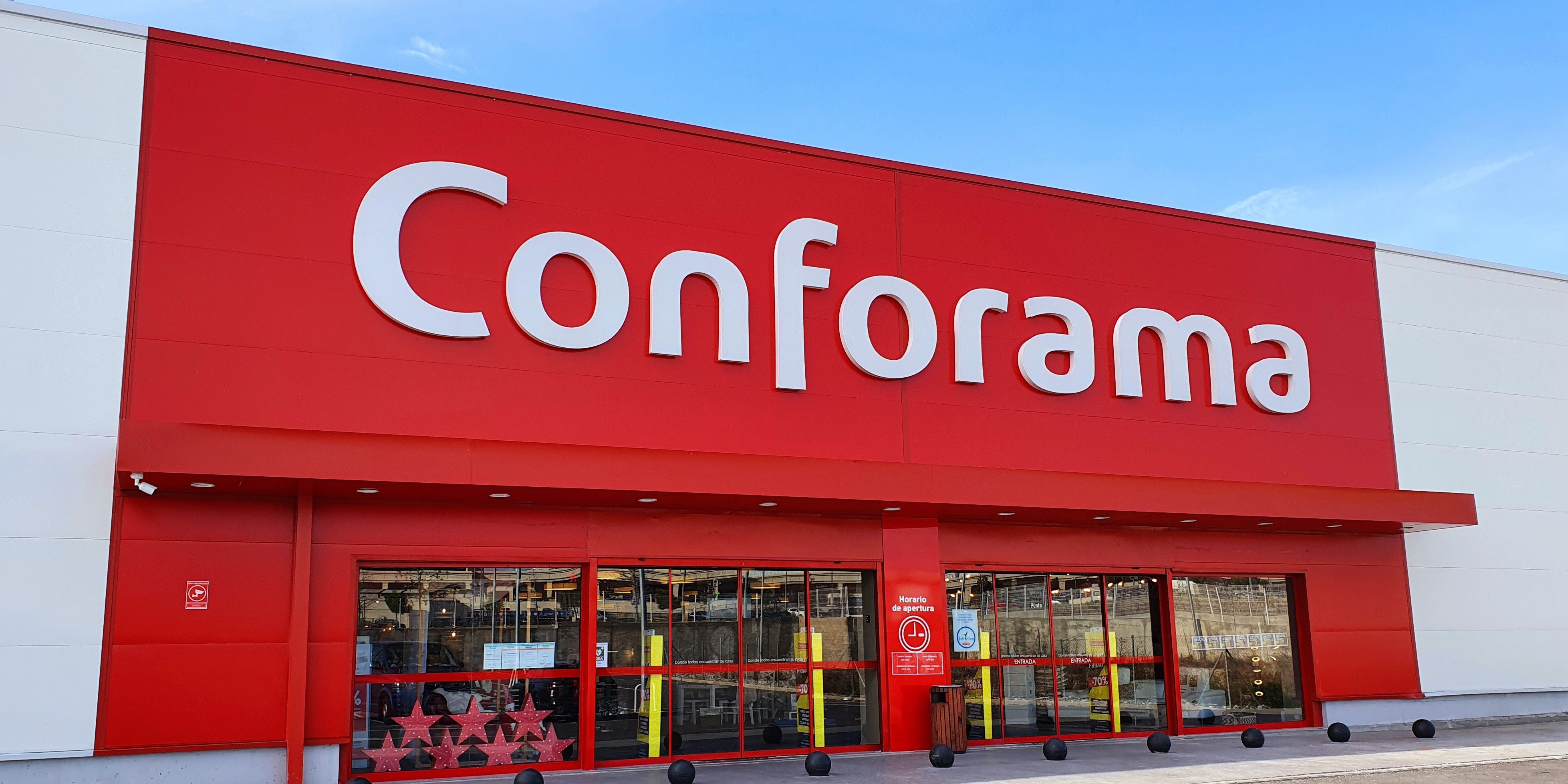 Conforama Storefront