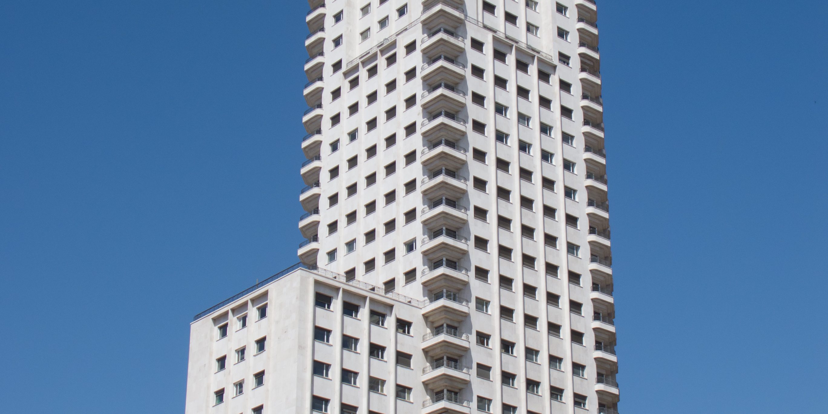 Torre_de_Madrid_-_05